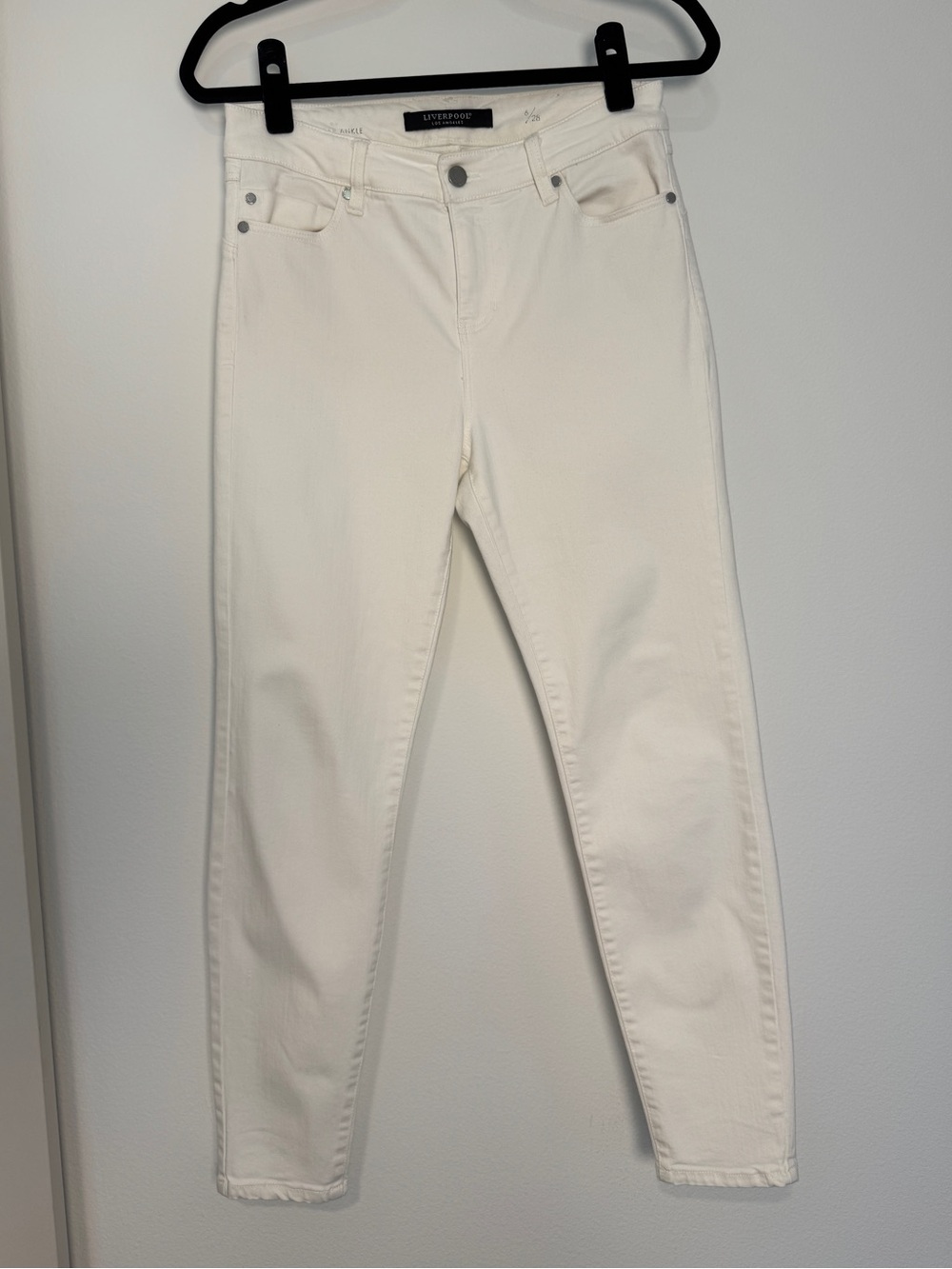 Liverpool White Skinny Jeans Hugger Ankle Size 6 / 28
